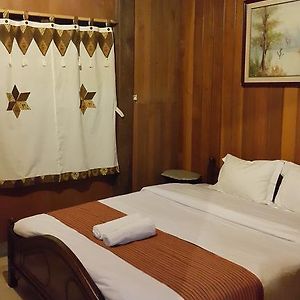 Habitación Económica con Cama King